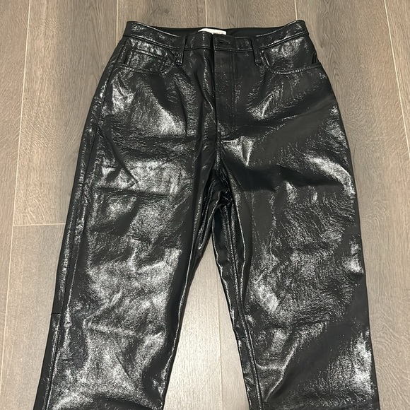 Abercrombie & Fitch The 90s Straight Ultra High Rise Vegan Patent Leather Pants - Picture 5 of 14